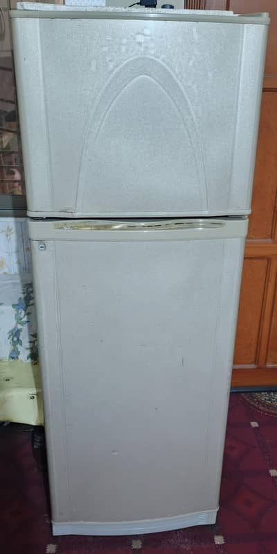 Dawlance Refrigerator for Sale Excellent Condition | Energy Efficient