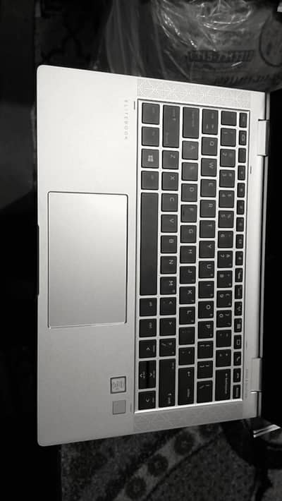 Hp elitebook 1030 G4 - 16GB RAM / 256GB SSD
