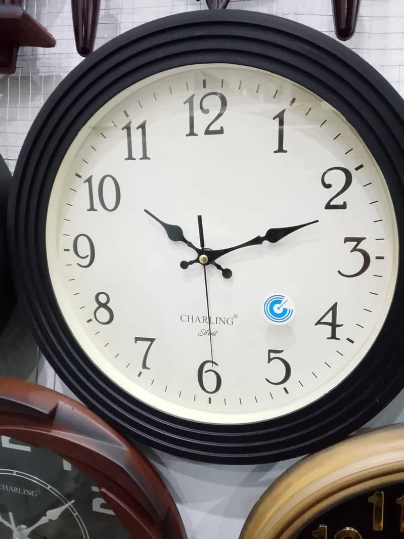 wall clocks 10