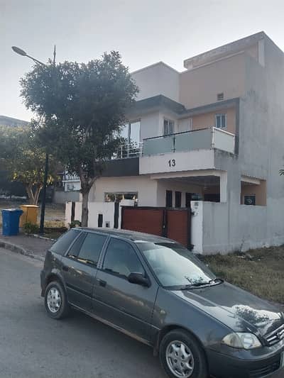 Bahria enclave Islamabad sector N 5 Marla house available for rent