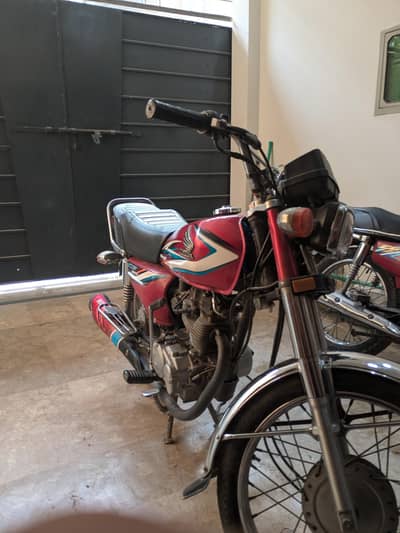 HONDA 125 2015 MODEL
