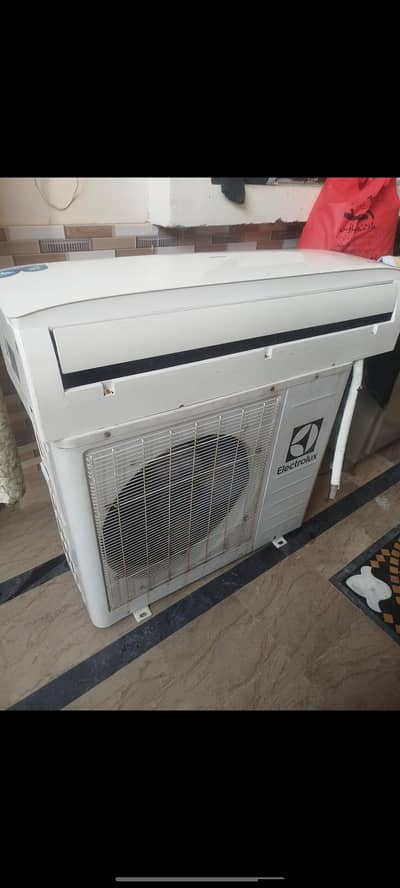 1.5 Ton inverter Ac heat & cool