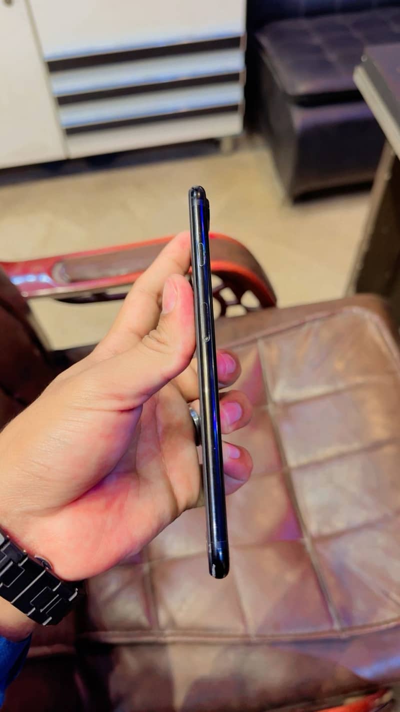 Apple iPhone 7 Plus 3