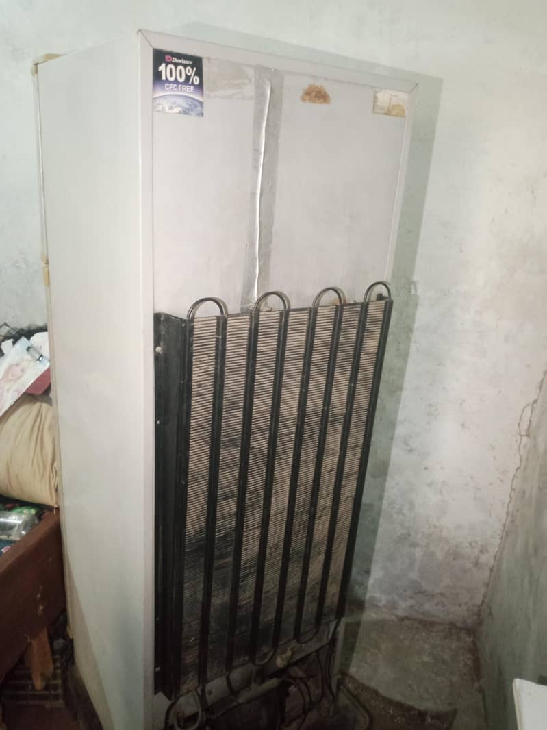 Dawlance Medium Size 9