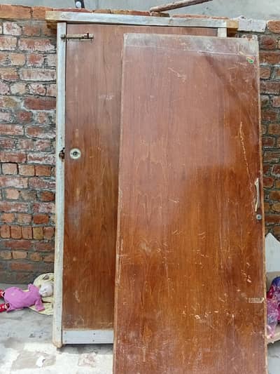 second hand door available
