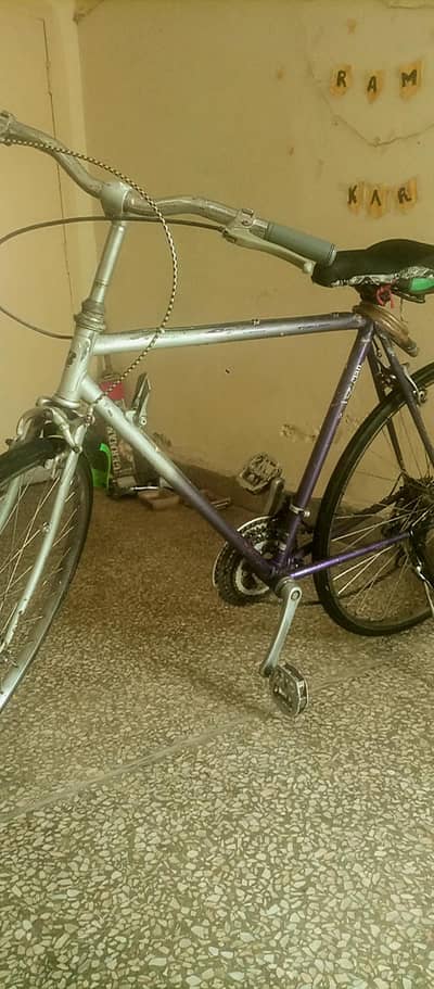 Bicycle in best condition for sale. View discription below.