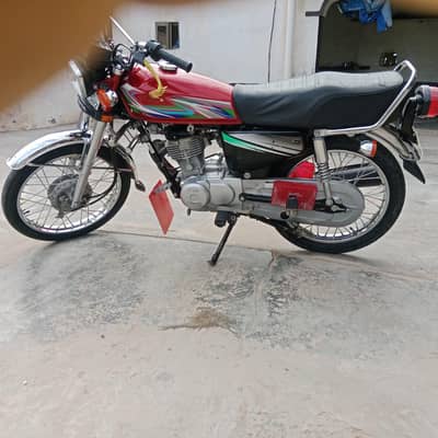 125 Red color 2022 model