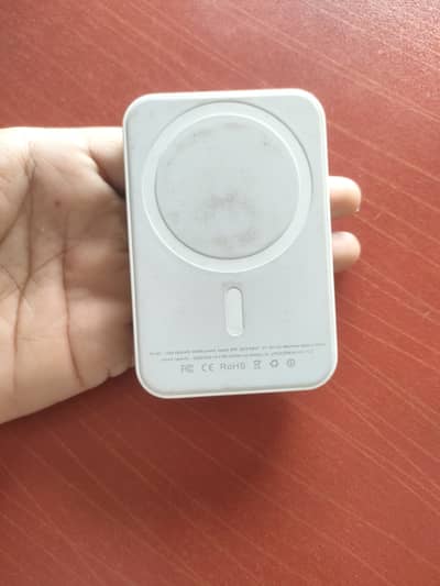 Magsafe Mobile Power supply