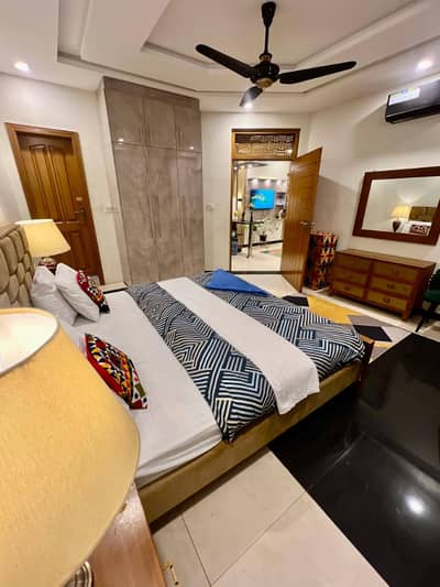 One bedroom apartment per day available Gulbarga green Islamabad