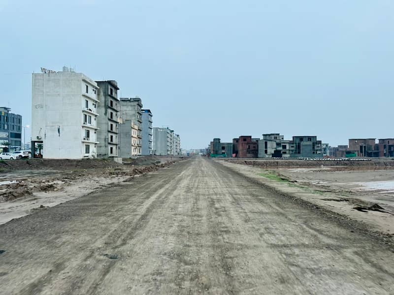 SILVER HOT LOCATION PLOT AVAILABLE 1