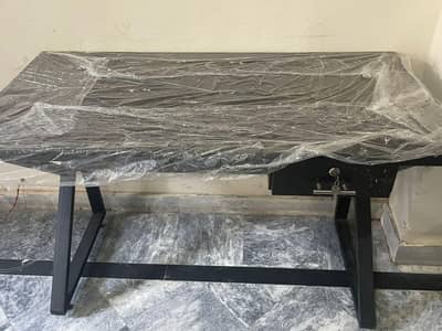 Office Table 10/10 conditions