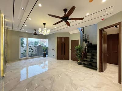 60 Marla Corner House Is Available For Sale In old Cavalry Ground Lahore