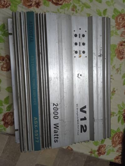 Car amplifier V12
