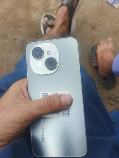 techno spark go 1 4+4 64 gb