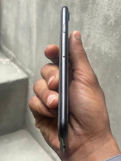 I phone SE 2020 Non JV  10/10 condition