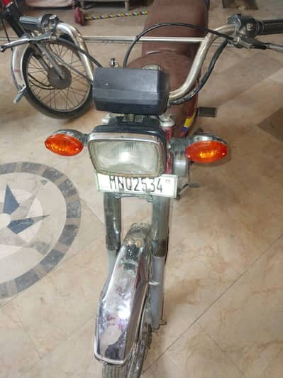 Hero bike Rar ki awaz he bas bike ok he