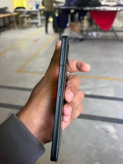 Sharp Aquos sense 6 5G