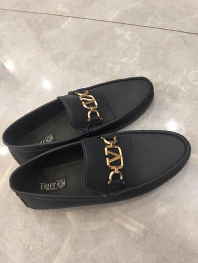 Navy blue lv shoes
