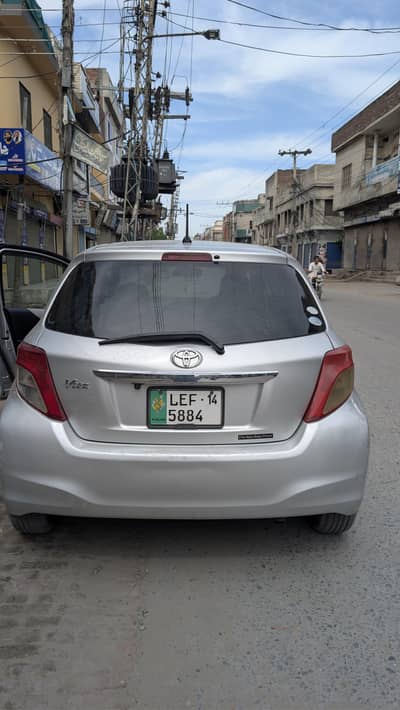 Toyota Vitz 2011 - 2014