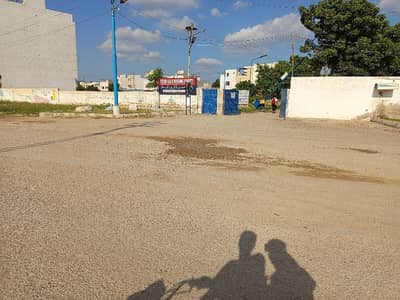 Unoccupied West Open Residential Plot Of 120 Square Yards Is Available For sale In Police Society
