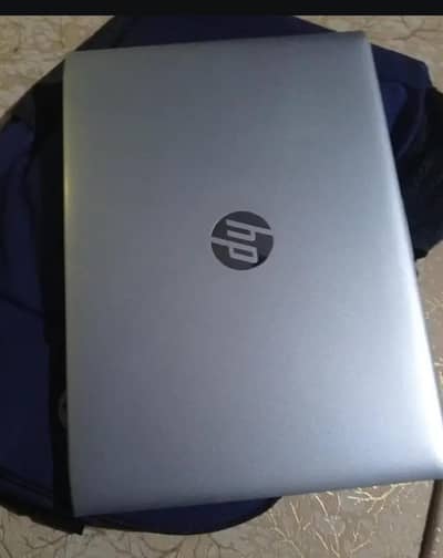 Intel inside graphic machine 8th generation GTA v All game run