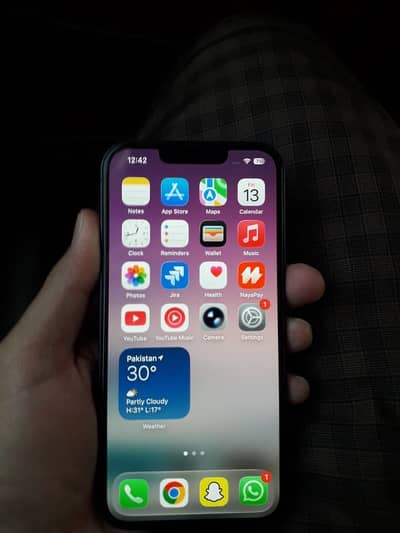 Iphone 13 128gb sim locked jv