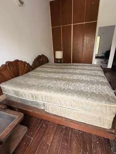 King size spring mattress with two single boxspring bases