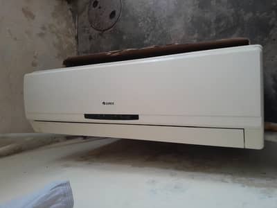 Gree 1.5 Ton Split AC - Excellent Cooling & Low Power Consumption