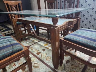 Dining table with 6 chairs