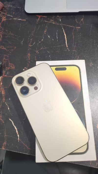 14 pro with box cable new condition