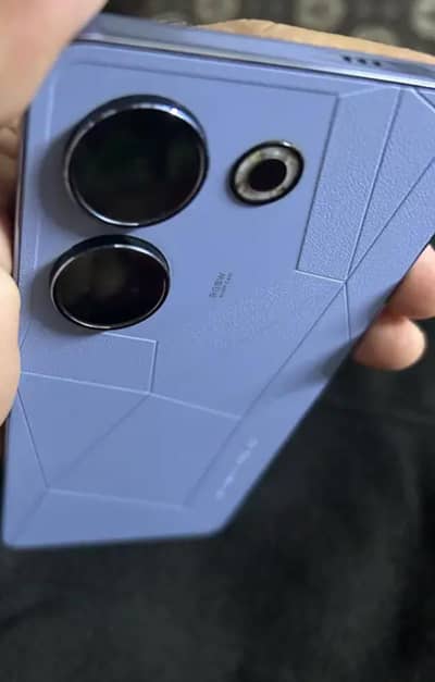 Camon 20 pro 256gb 16gb ram