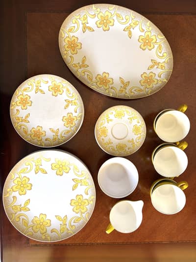 Noritake Melamine Dinner Set for 6 (made in Japan)