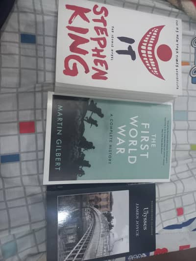 stehphen king it original novel and Ulysses ww1 original