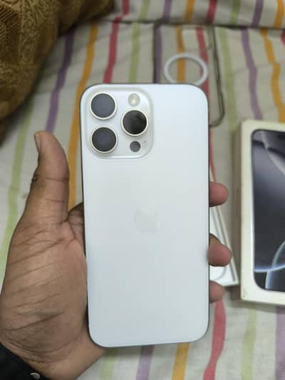 iphone 16 pro max white