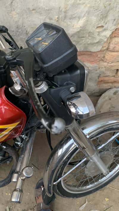Honda CG 125 2011 converted to 2026 model