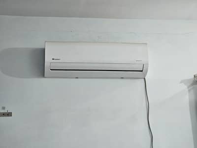 Dawlance DC Inverter 1.5 Ton