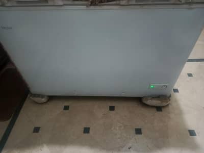 haier total genuine 1 year use only lush condition  no fault like new