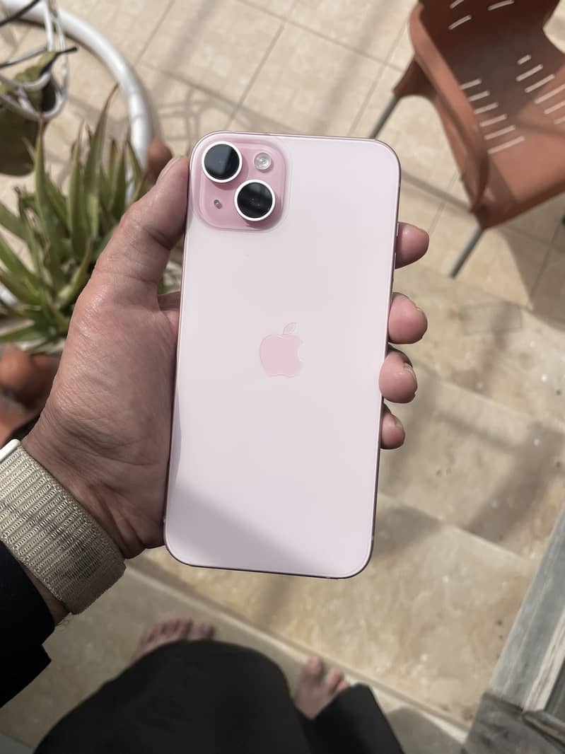 iPhone 15 Plus 5