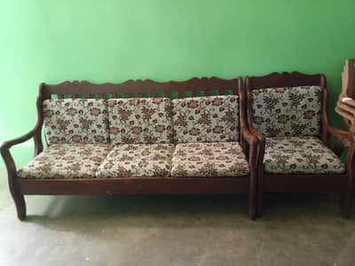 urgent sale sofa set vip