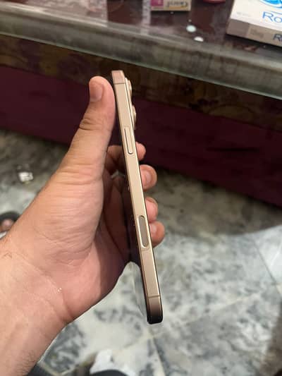 iPhone 16 pro max jv