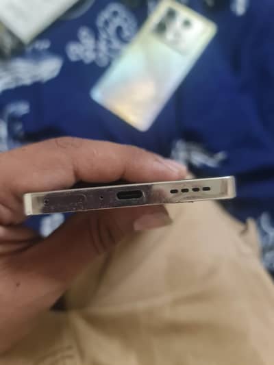 original camera farnt or back charging setap  original battery