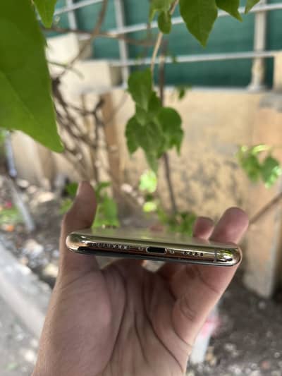 Iphone xs max genuine