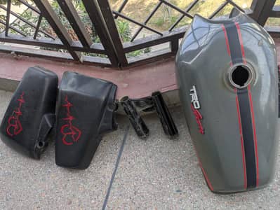 Honda cg125 -- tanky,tappy,kaan