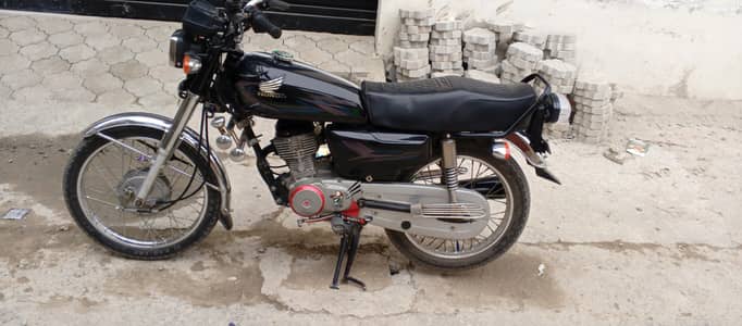 Honda 125 2007 model restored