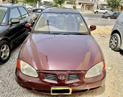 Hyundai Elantra 99/2000 Sunroof btr tn civic corolla city cultus alto