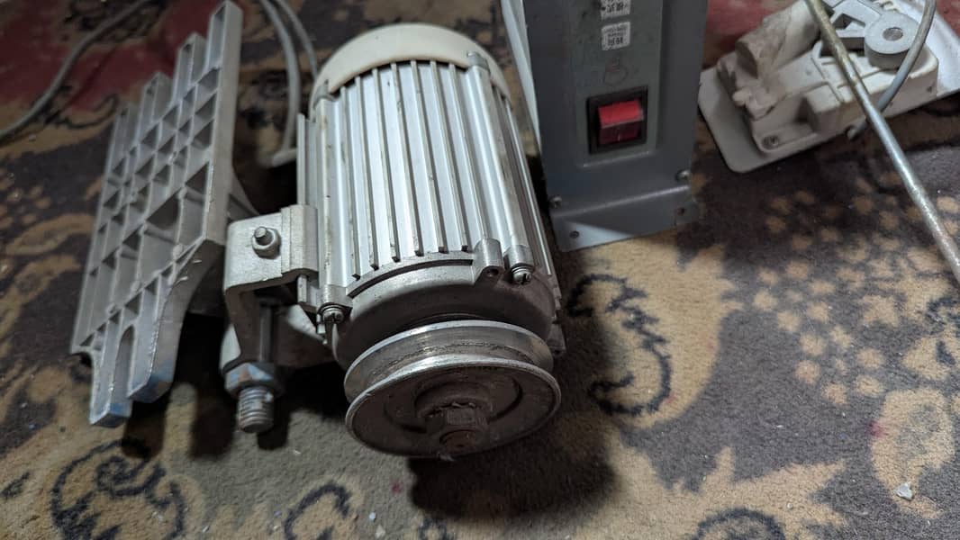 juki. machine motor  with switch and speed variables 0