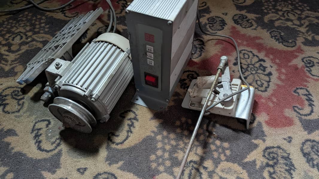 juki. machine motor  with switch and speed variables 3