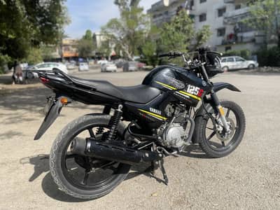 YAMAHA YBR 125G 2021 Model