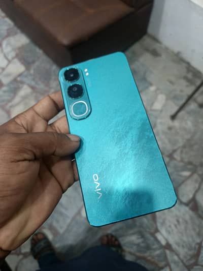 Vivo y200