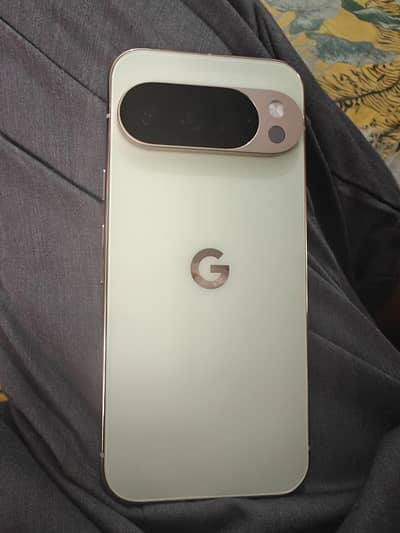 Google pixel 10 pro 256. . . . 10/10